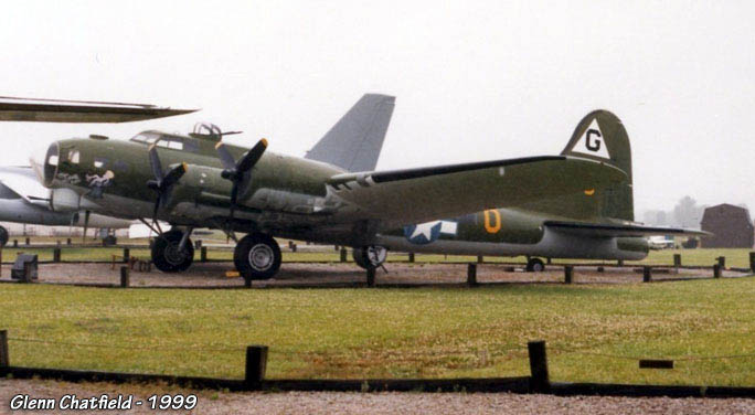 B-17 Flying Fortress 44-83690 - Click here to view description