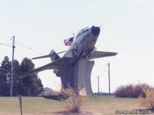 McDonnel F-101 Voodoo 57-0374