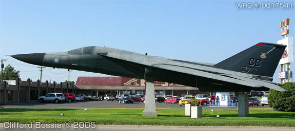 General Dynamics F-111F Aardvark/70-2364